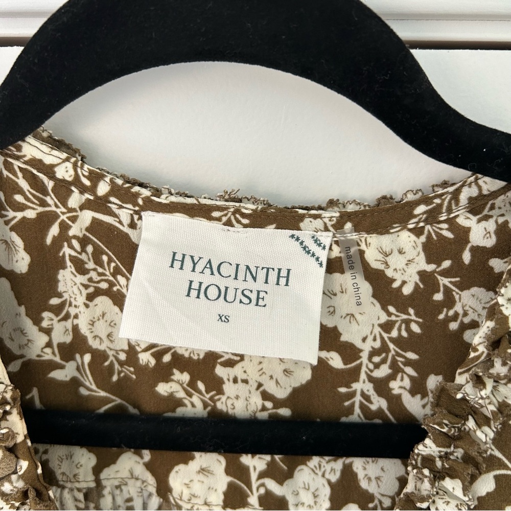 Hyacinth House Olive and White Floral Tiered Midi Dress Size XS - Picture 7 of 11